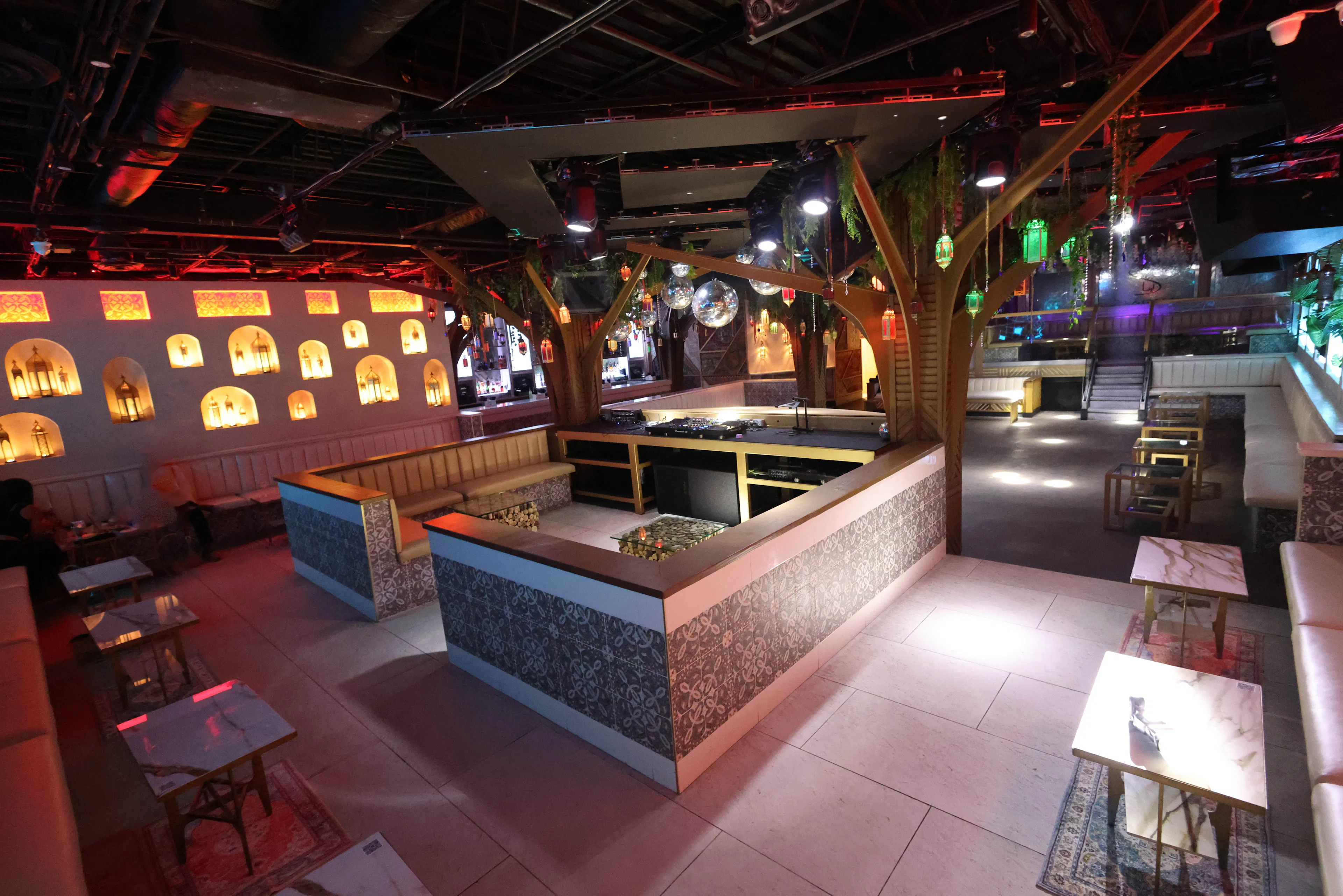 Darna Restaurant & Lounge
