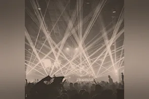 Midline Miami, Image 1